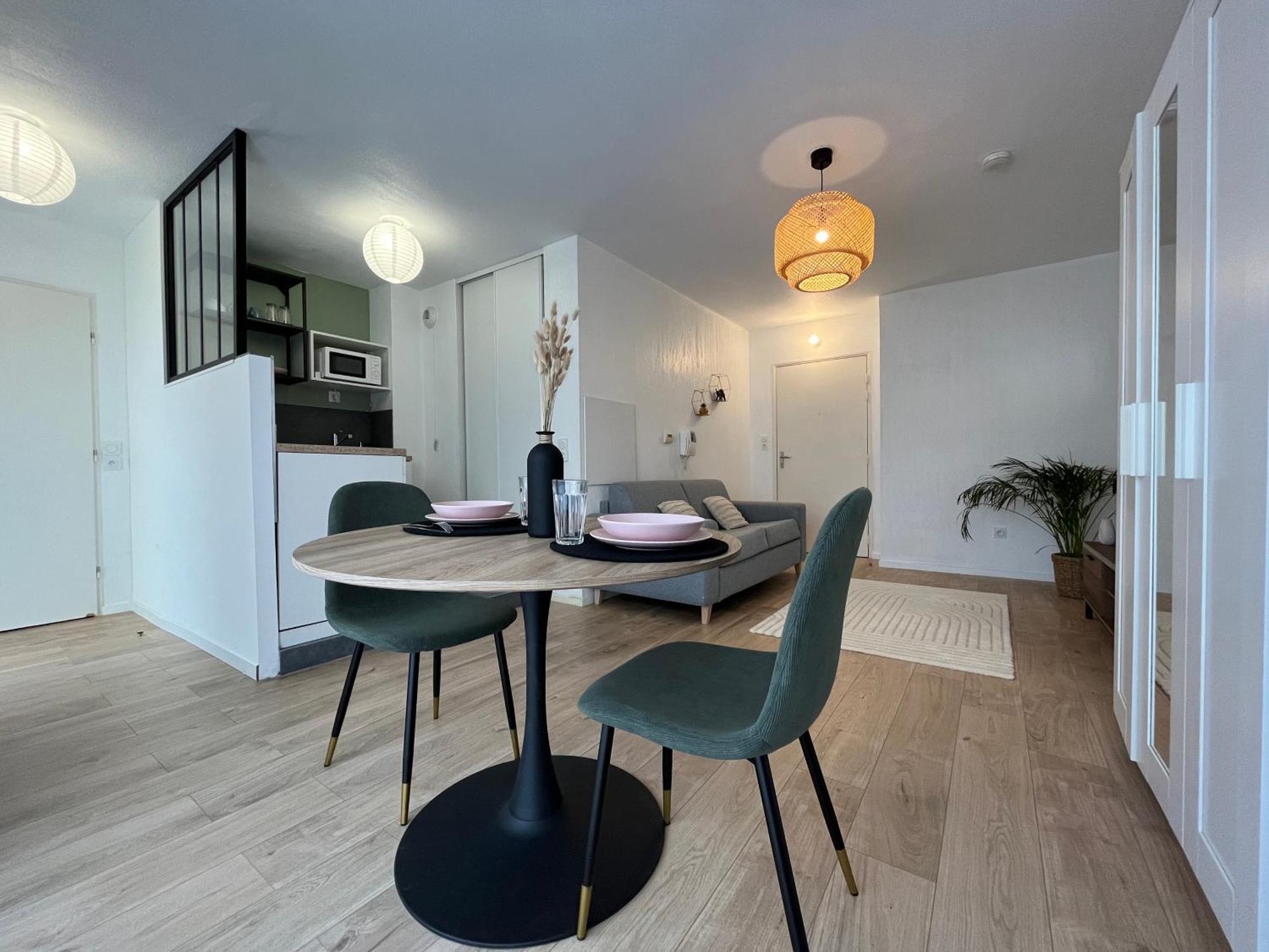 Appartement Petit Cocon Paisible à Le Mans Extérieur photo