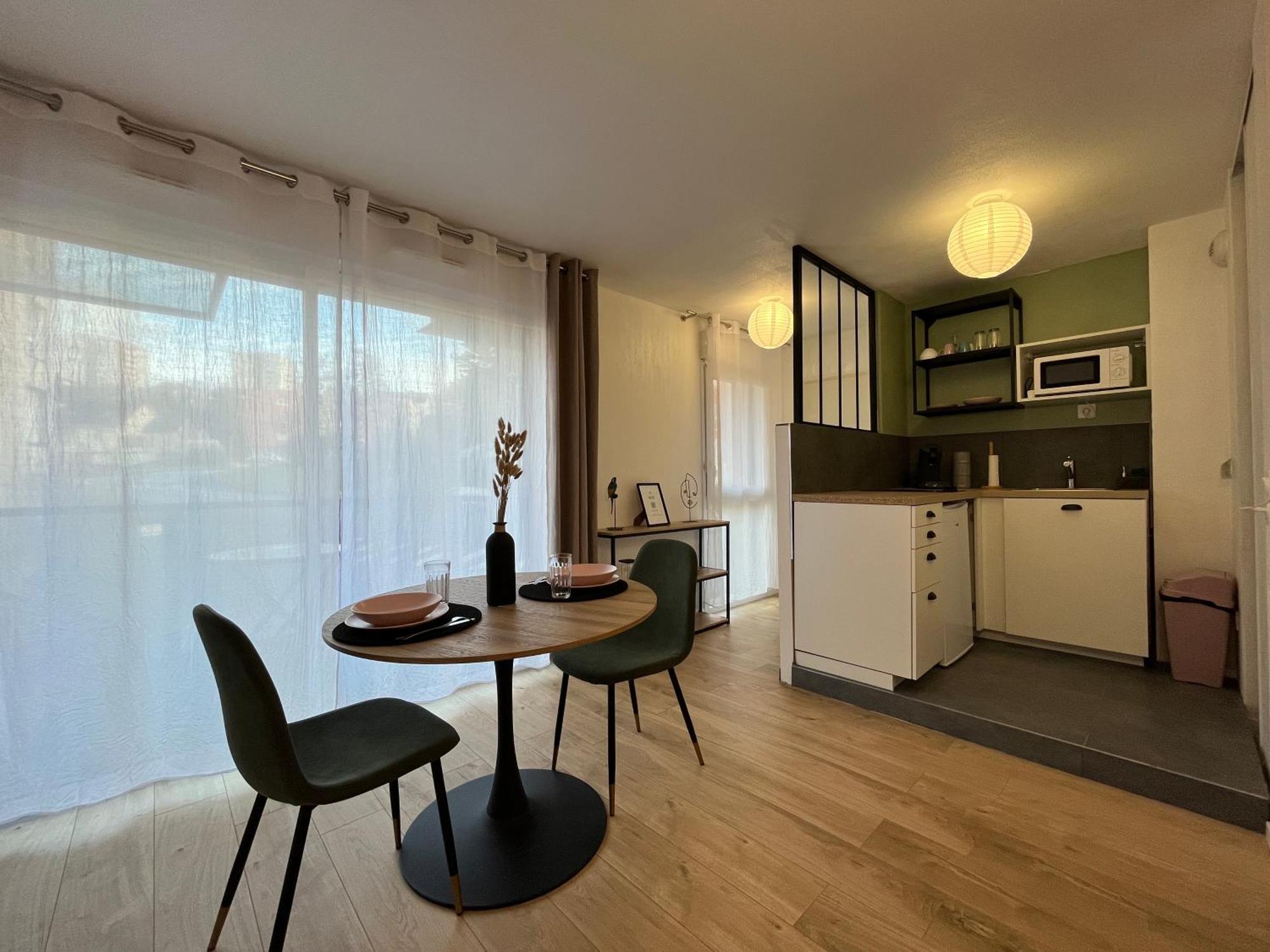 Appartement Petit Cocon Paisible à Le Mans Extérieur photo
