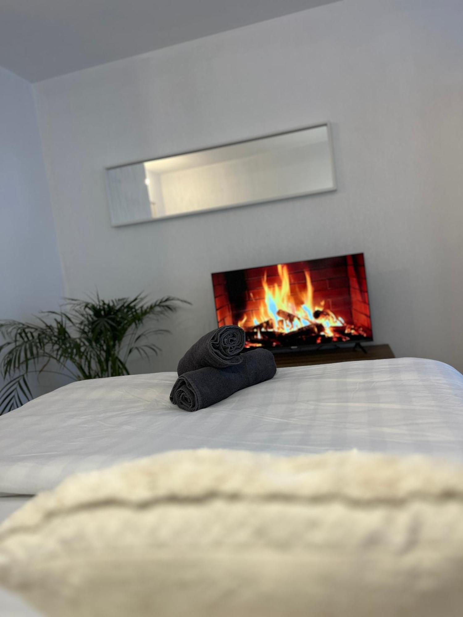 Appartement Petit Cocon Paisible à Le Mans Extérieur photo